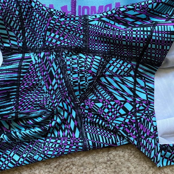 Under Armour shorty compression shorts, blue and purple, size L - Picture 5 of 5
